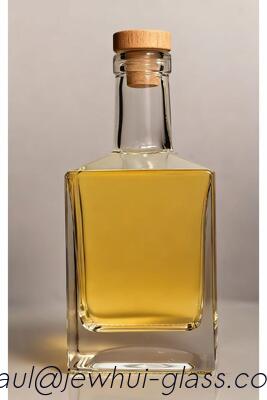 الجودة  500ml Qubic, Cubic Glass Bottle for Rum and Whiskey  Vodka glass bottle مصنع