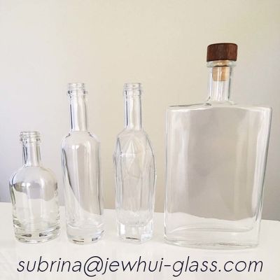 شراء زجاجة ويسكي زجاجية من فودكا بوربون تصنيع عبر الإنترنت