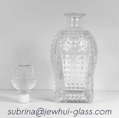 سعر جيد Super Flint Diamond Cut Glass Decanter ,  XO, brandy ,  Vodka Liquor Gin Rum Tequila Whisky Brandy Spirit Glass Bottle With Solid Glass Stoppers الانترنت